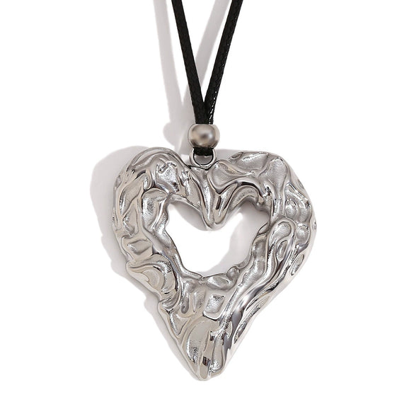 Wholesale Retro Niche Necklace Pendant With Hammer Pattern And Heart Shape Stainless Steel 18K Gold Plated