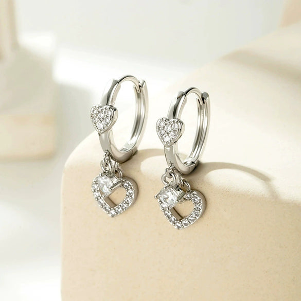 Wholesale Retro Simple And Versatile Copper Inlaid Heartshaped Zircon Women's Earrings