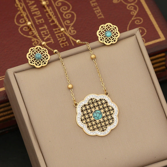 Wholesale Retro Stainless Steel Oil Dropping Eyes Palm Necklace Set With Electroplating Treatment