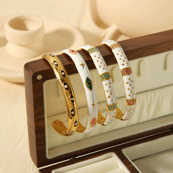 Wholesale Retro Style Oil Drop Stainless Steel Diamond Adjustable Bracelet For Women With Electroplating Design