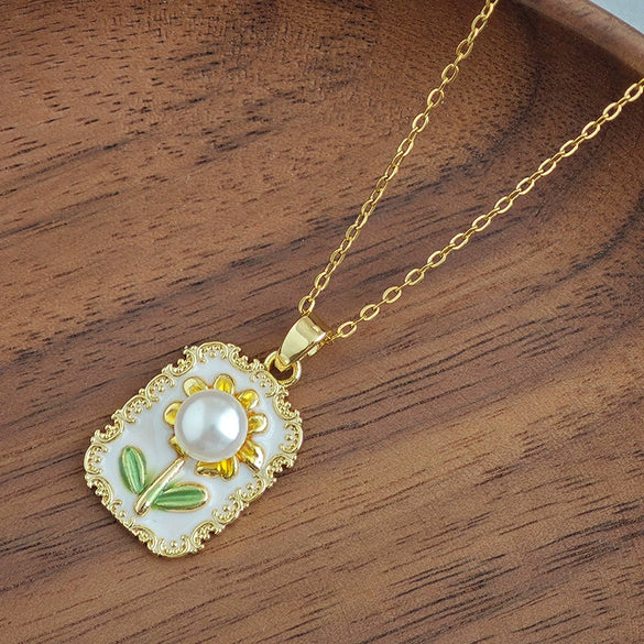 Wholesale Retro Sunflower Pearl Titanium Steel And Copper Necklace For Women With Enamel Electroplated Design And O Word Chain