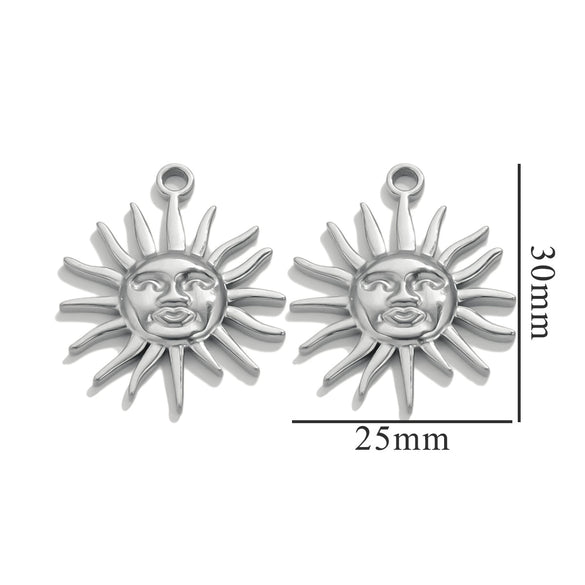 Wholesale Retro Three Dimensional Sun Pendant Stainless Steel Necklace Accessories With Electroplating