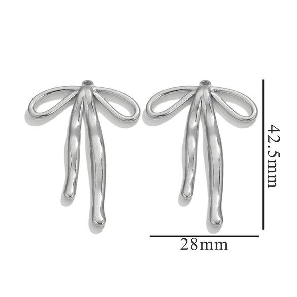 Wholesale Retro Three Dimensional Sun Pendant Stainless Steel Necklace Accessories With Electroplating