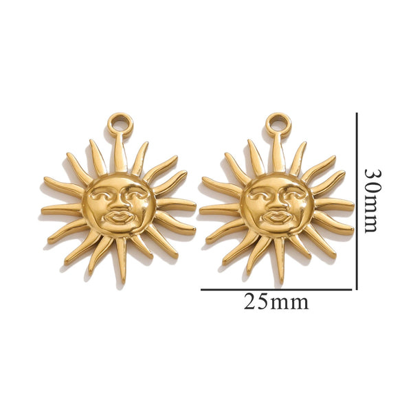 Wholesale Retro Three Dimensional Sun Pendant Stainless Steel Necklace Accessories With Electroplating