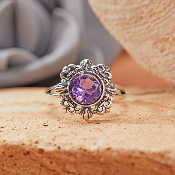 Wholesale Retro Women's S925 Sterling Silver Ring With Cut Out Flower Pattern Inlaid With Natural Jasper Topaz Gemstone