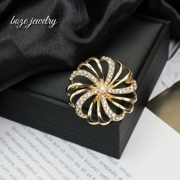 Wholesale Retro Women's Zinc Alloy Brooch With Flower And Bow Pattern Electroplating Technology Fixed Buckle For Clothing