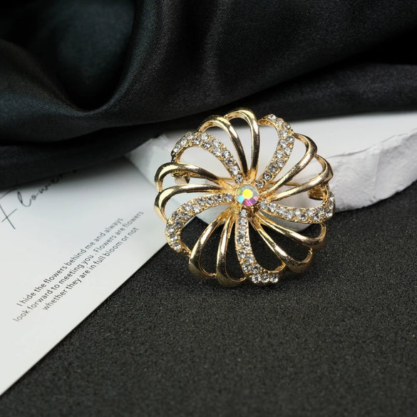 Wholesale Retro Women's Zinc Alloy Brooch With Flower And Bow Pattern Electroplating Technology Fixed Buckle For Clothing