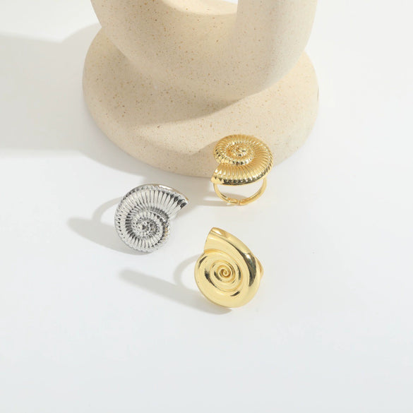 Wholesale Ring Copper Electroplated Retro Glossy Spiral Conch Animal Zodiac Shape Unisex