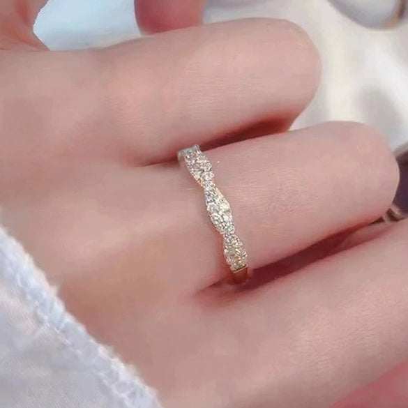 Wholesale Ring Copper Geometric Inlaid Zircon Light Luxury Twisted Edge