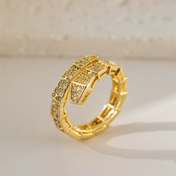 Wholesale Ring Copper Inlaid Rhinestone Geometric Bow Wave Animal Zodiac Butterfly Snake Style