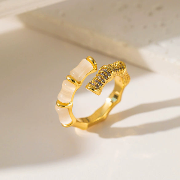 Wholesale Ring Copper Inlaid Rhinestone Geometric Bow Wave Animal Zodiac Butterfly Snake Style