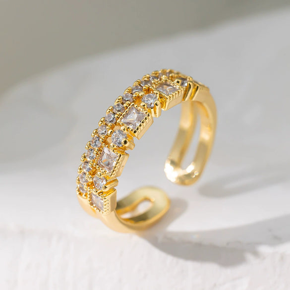 Wholesale Ring Copper Inlaid Rhinestone Geometric Bow Wave Animal Zodiac Butterfly Snake Style