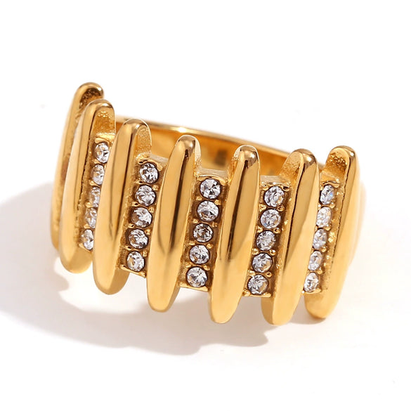 Wholesale Ring Jewelry Stainless Steel 18K Gold Plated Geometric Heart Microembedded Creative Ring For Women
