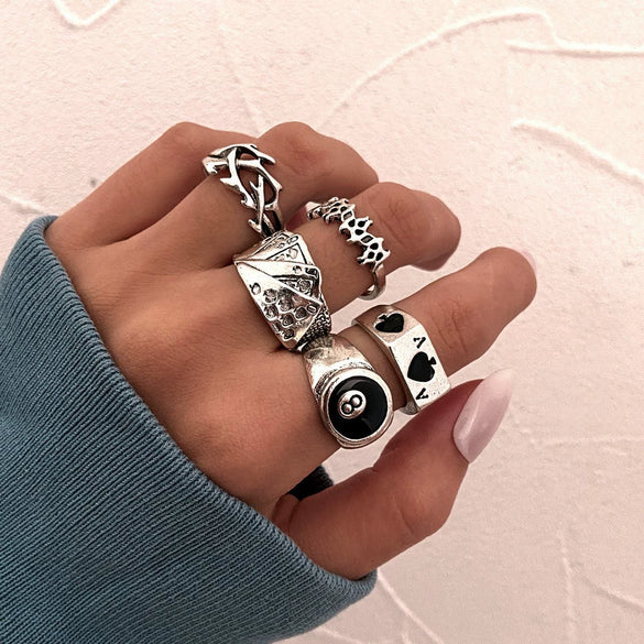 Wholesale Ring Set Retro Style Alloy Heart Shape Black Drip Glaze Zircon Electroplating