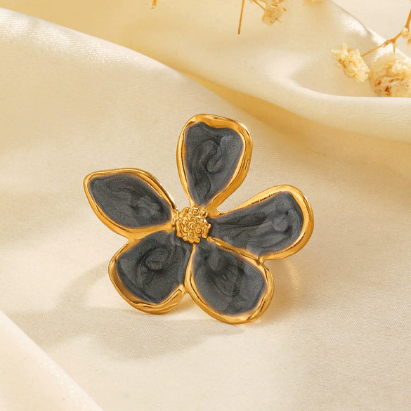 Wholesale Ring Stainless Steel Flower Black And White Enamel Electroplated For Women Retro Style