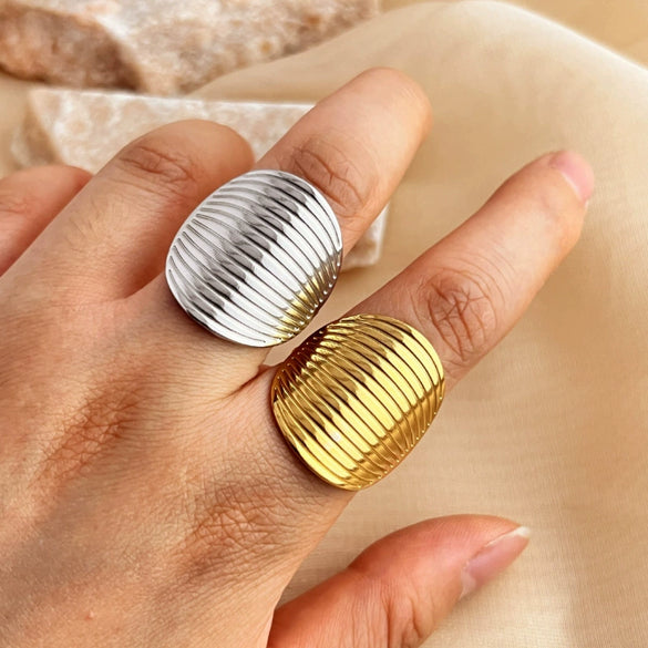 Wholesale Ring Stainless Steel Geometric Heart Shape 18K Gold Plated Unisex