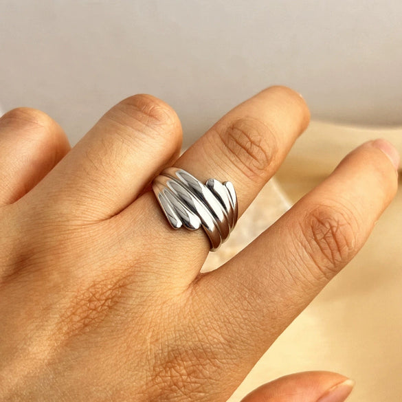 Wholesale Ring Stainless Steel Gold Plated Heart Shaped Natural Geometric Style