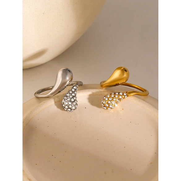 Wholesale Ring Stainless Steel Water Drop Shaped Rhinestone Electroplated