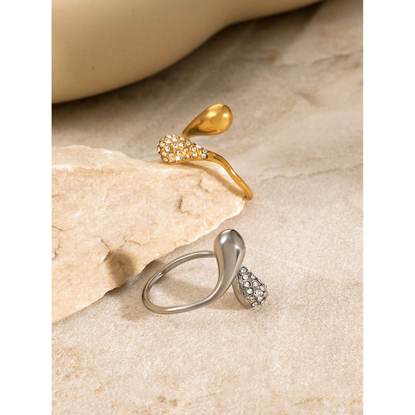 Wholesale Ring Stainless Steel Water Drop Shaped Rhinestone Electroplated