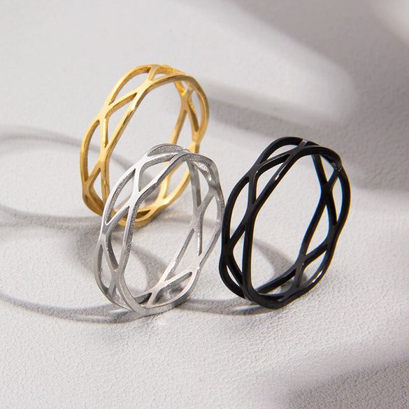 Wholesale Ring Titanium Steel Circle Cross Shape Luxury Fashion Female Niche Design Electroplated