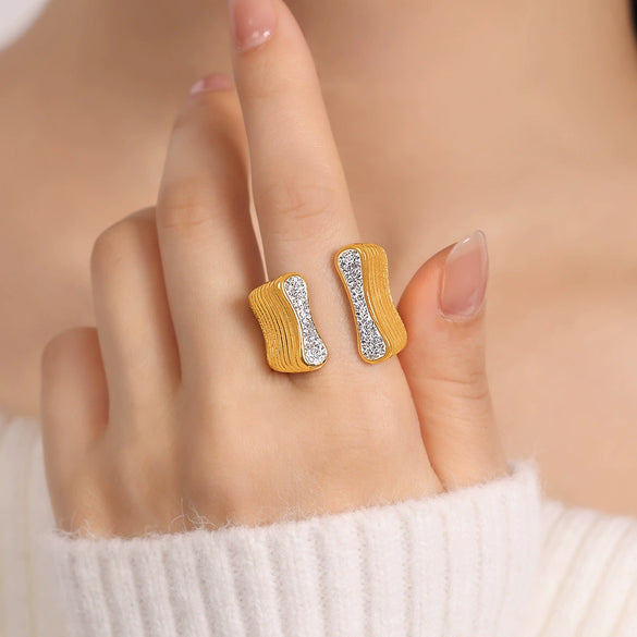 Wholesale Ring Titanium Steel Geometric Exaggerated Style Electroplated Inlaid Zircon For Women
