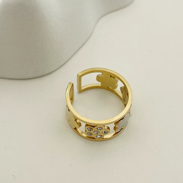Wholesale Ring Titanium Steel Geometric Flower Style 14K Gold Plated