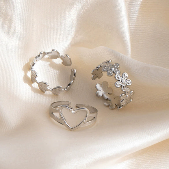 Wholesale Ring Titanium Steel Geometric Hollow Heart Flower Leaves Letters Numbers Text Electroplated Unisex Opening