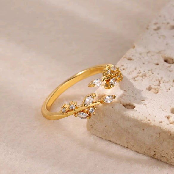 Wholesale Ring Zircon 18K Gold Plated Leaf Pattern Electroplating For Women