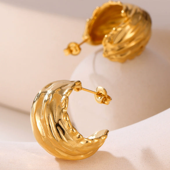 Wholesale Ruffle Textured Lava Fashion Stainless Steel Cast Earrings With Geometric Pattern Pvd Electroplated For Women