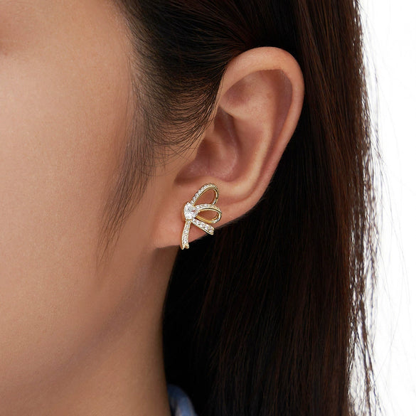 Wholesale S925 Silver Butterfly Temperament Earrings With Bow Tie Pattern And Electroplating Design