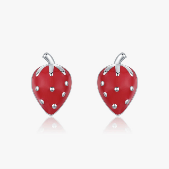 Wholesale S925 Silver Cute Fruit Strawberry Heart Earrings For Women Electroplated