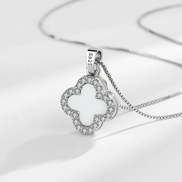 Wholesale S925 Silver Fourleaf Clover Necklace For Women With Electroplating Treatment