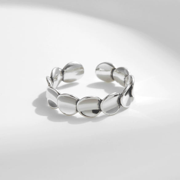 Wholesale S925 Silver Geometric Irregular Fish Scale Round Open Ring For Women With Electroplating