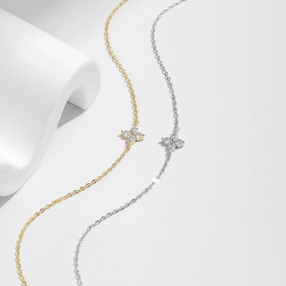 Wholesale S925 Silver Light Luxury Four Leaf Clover Flower Styled Full Diamond Bracelet For Women