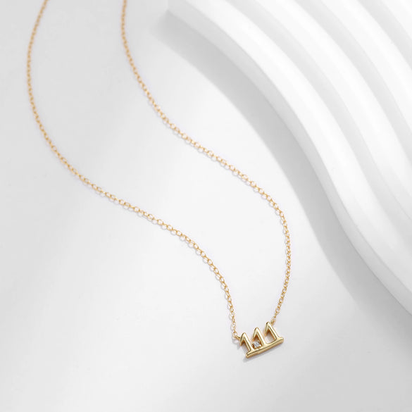 Wholesale S925 Silver Necklace With Diamond Lucky Number Pattern Highend Style For Women Clavicle Chain