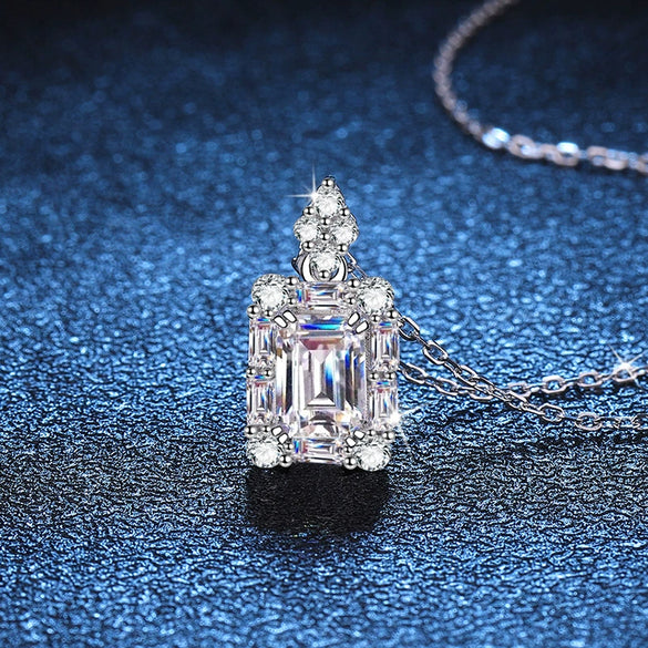 Wholesale S925 Silver Necklace With Sugar Pendant Emerald Cut And Raydean Cut Moissanite Electroplated Geometric Style