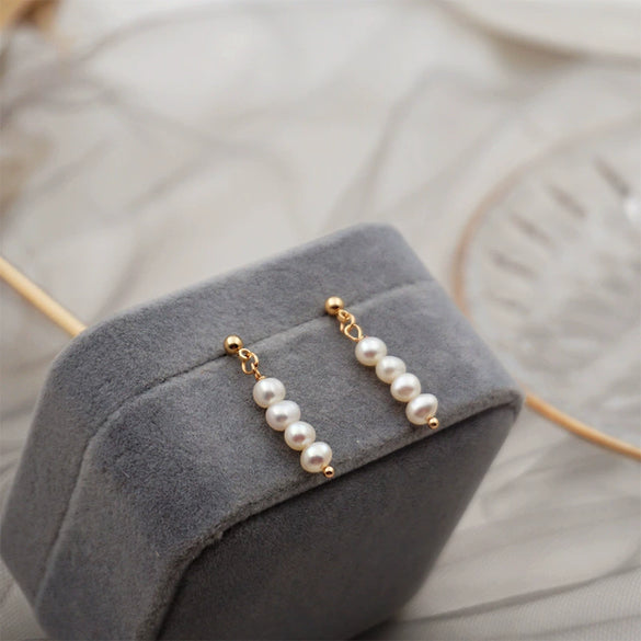 Wholesale S925 Silver Pearl Geometric Simple Women's Earrings