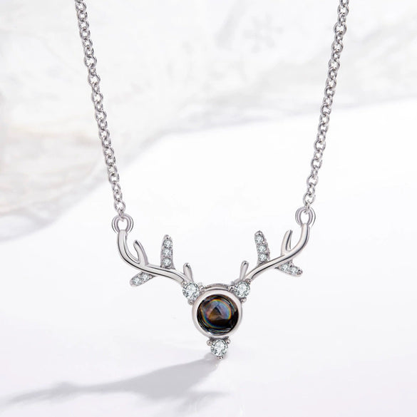Wholesale S925 Sterling Silver Animals Zodiac Deer Pendant Clavicle Necklace With Cross Chain And Electroplating Treatment For Female