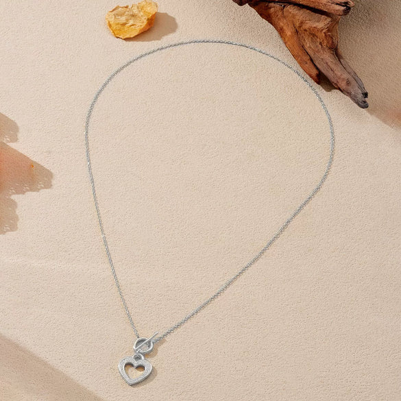 Wholesale S925 Sterling Silver Cut Out Heart Necklace With Ot Buckle Electroplated In Platinum Or 18K Gold For Women Simple High End Clavicle Chain Jewelry