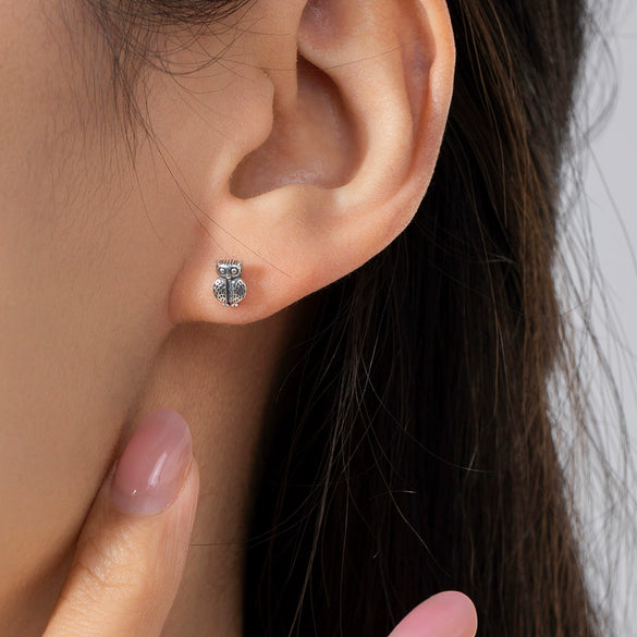 Wholesale S925 Sterling Silver Cute Owl Retro Style Women's Earrings