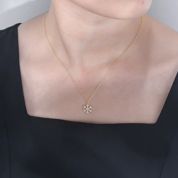 Wholesale S925 Sterling Silver Diamond Inlaid Snowflake Cross Chain Necklace For Women