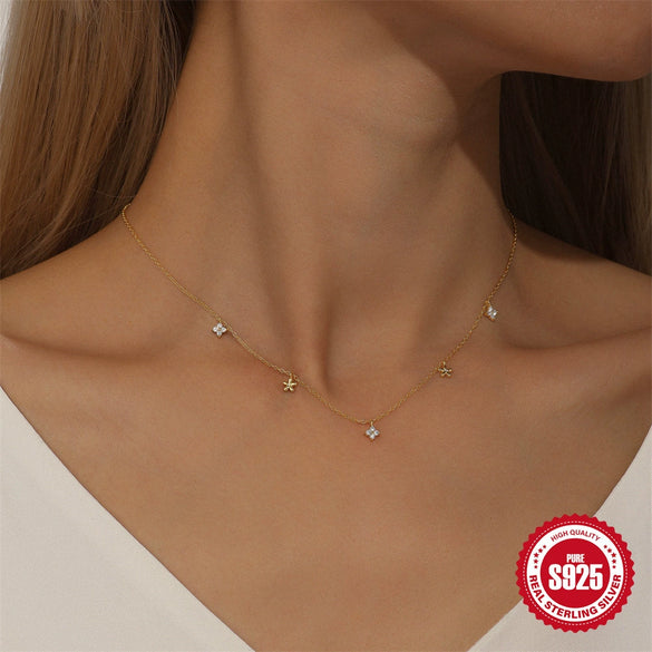 Wholesale S925 Sterling Silver Flower Four Petal Flower Electroplated Ladies Clavicle Necklace With O Chain