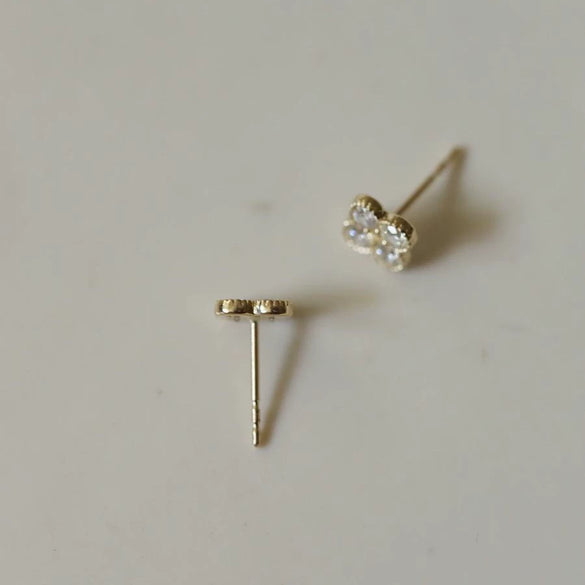 Wholesale S925 Sterling Silver Four Leaf Clover Light Luxury Style Earrings With Gold Plating And Diamond Decor