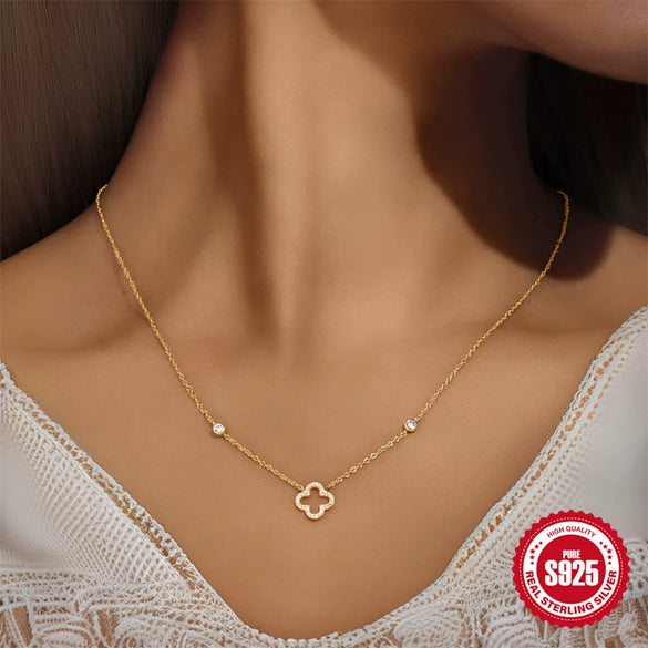 Wholesale S925 Sterling Silver Fourleaf Clover Geometric Patterned Diamondstudded Stacking Pendant Necklace With Adjustable Clavicle O Word Chain Electroplated