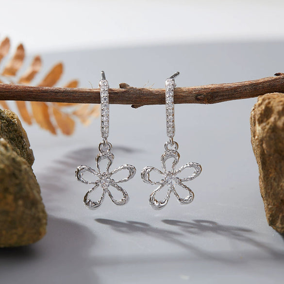 Wholesale S925 Sterling Silver Geometric And Flower Style Earrings For Women