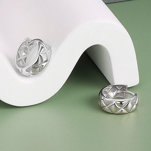 Wholesale S925 Sterling Silver Geometric Diamondshaped Electroplated Women's Minimalist Earrings
