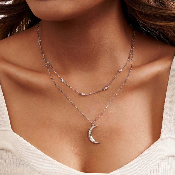 Wholesale S925 Sterling Silver Geometric Moon Pendant Clavicle Chain Necklace For Women With Electroplating Treatment