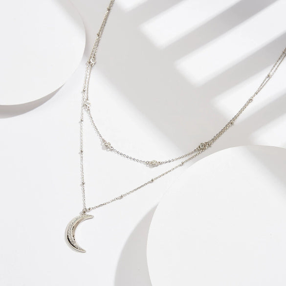 Wholesale S925 Sterling Silver Geometric Moon Pendant Clavicle Chain Necklace For Women With Electroplating Treatment