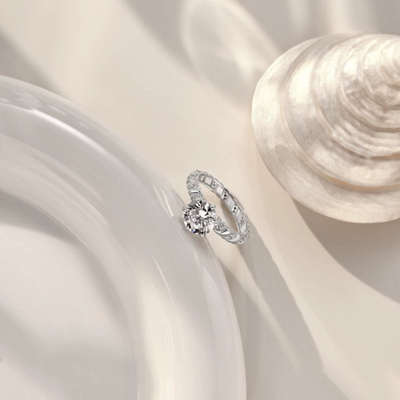 Wholesale S925 Sterling Silver Geometric Round Zircon Electroplated Ring For Women