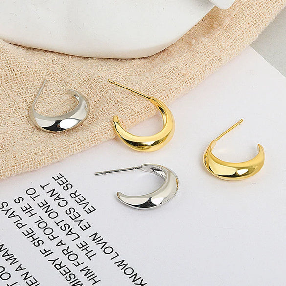 Wholesale S925 Sterling Silver Goldplated Concaveconvex Female Earrings